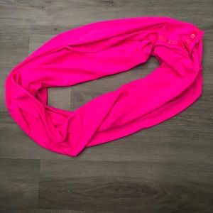 Lululemon infinity scarf